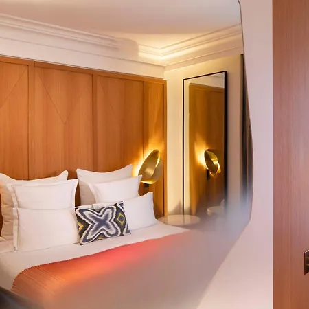 Hotel Vernet Champs Elysées Parigi