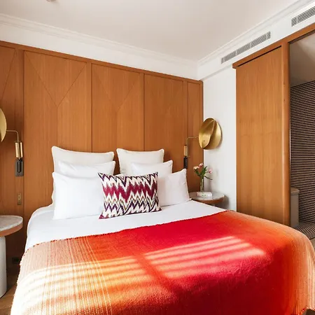Hotel Vernet Champs Elysées 5*