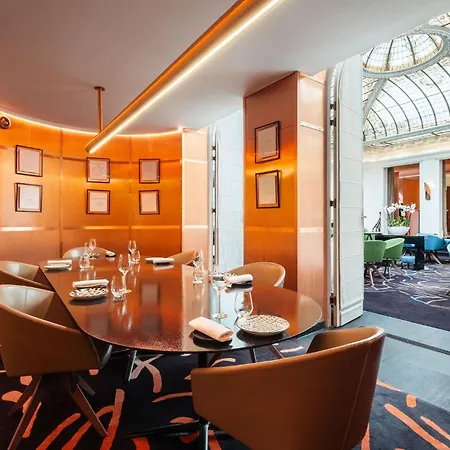 Vernet Champs Elysées 5* Parigi
