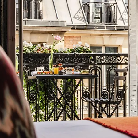 Hotel Vernet Champs Elysées Parigi