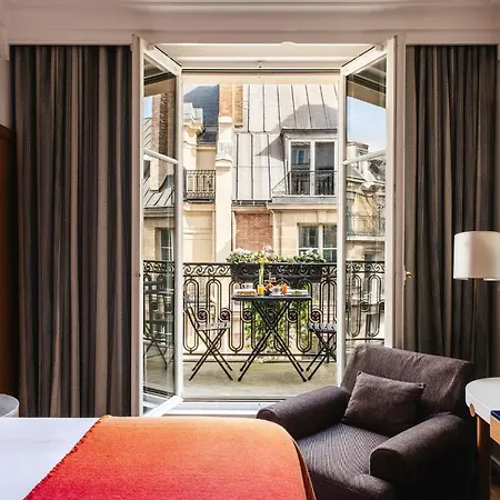 Hotel Vernet Champs Elysées 5*