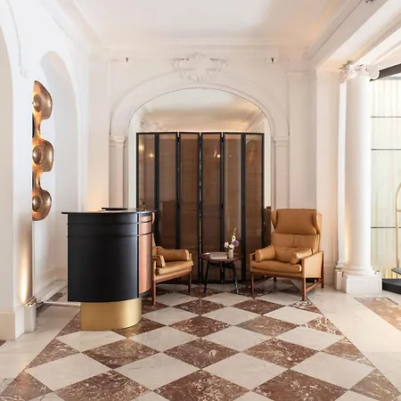 Hotel Vernet Champs Elysées 5*