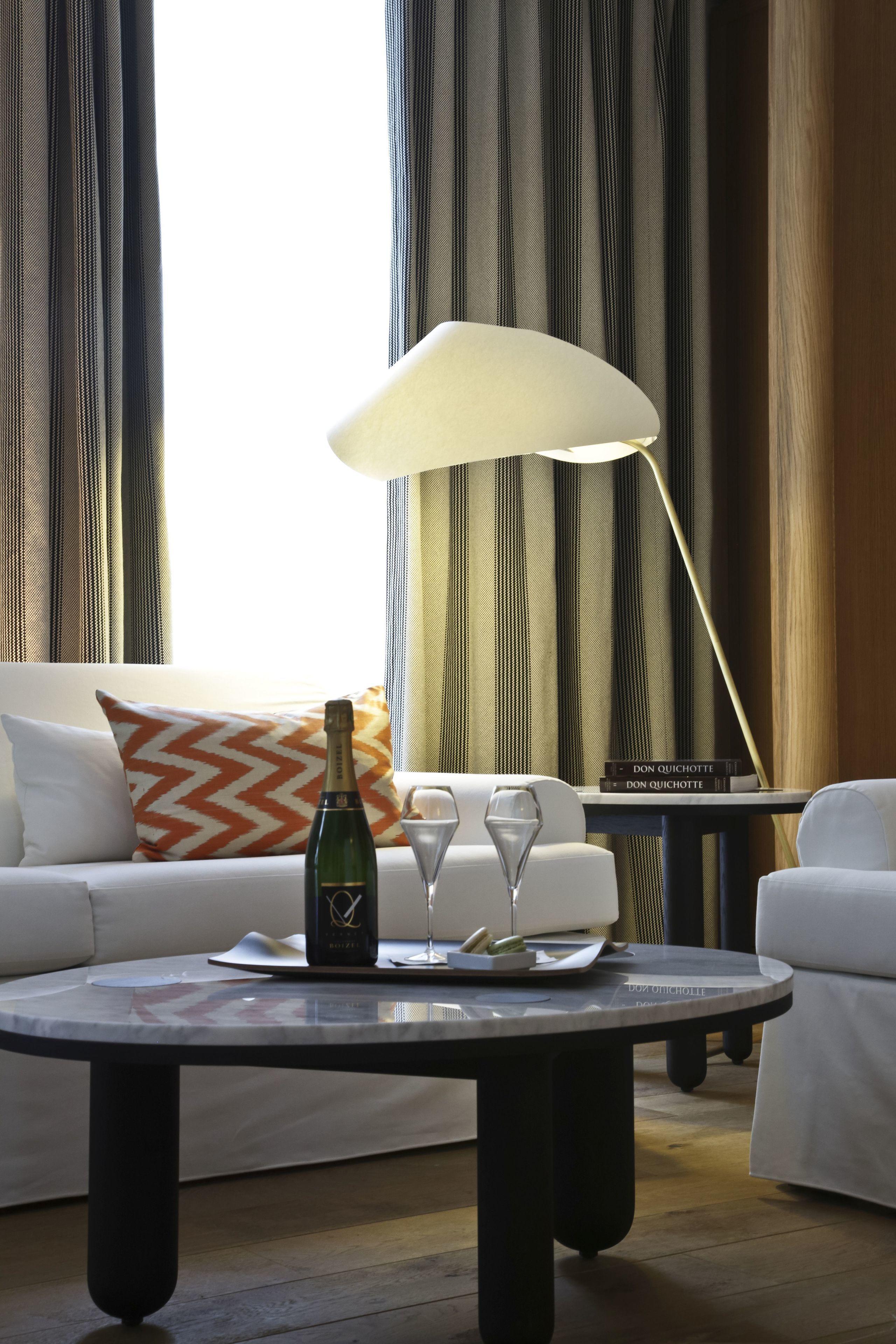 Hotel Vernet Champs Elysées 5*