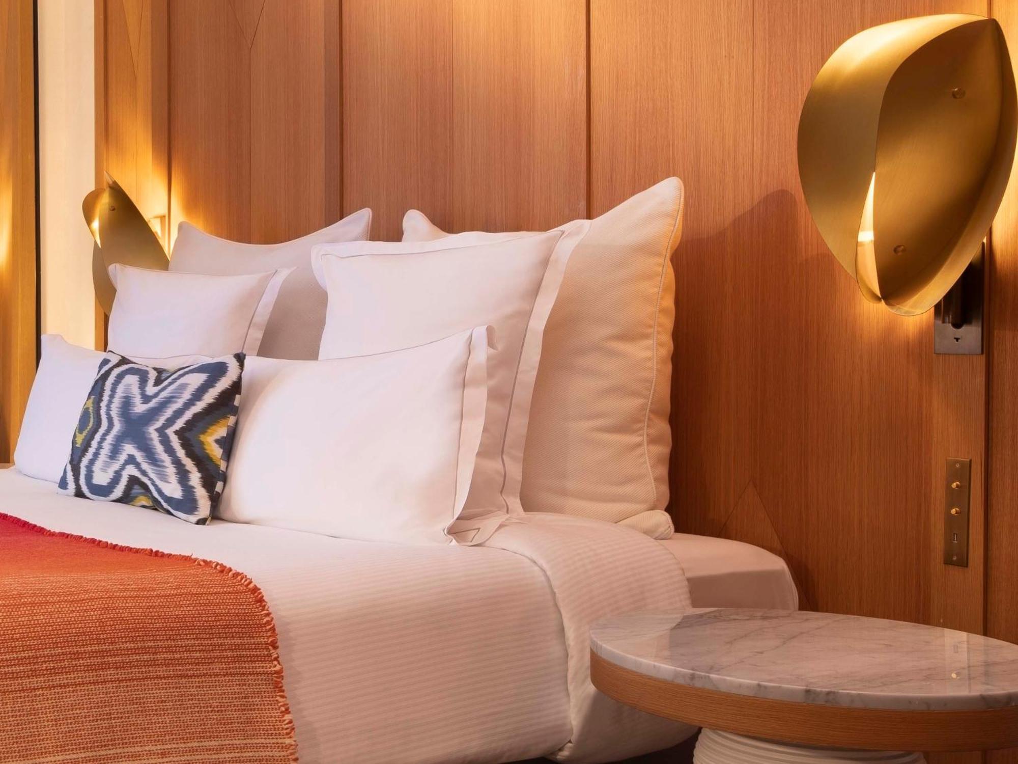 Vernet Champs Elysees