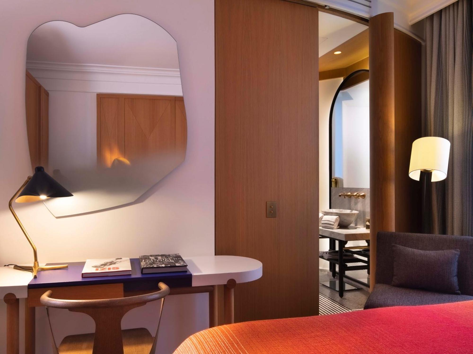 Vernet Champs Elysees Hotel Paris