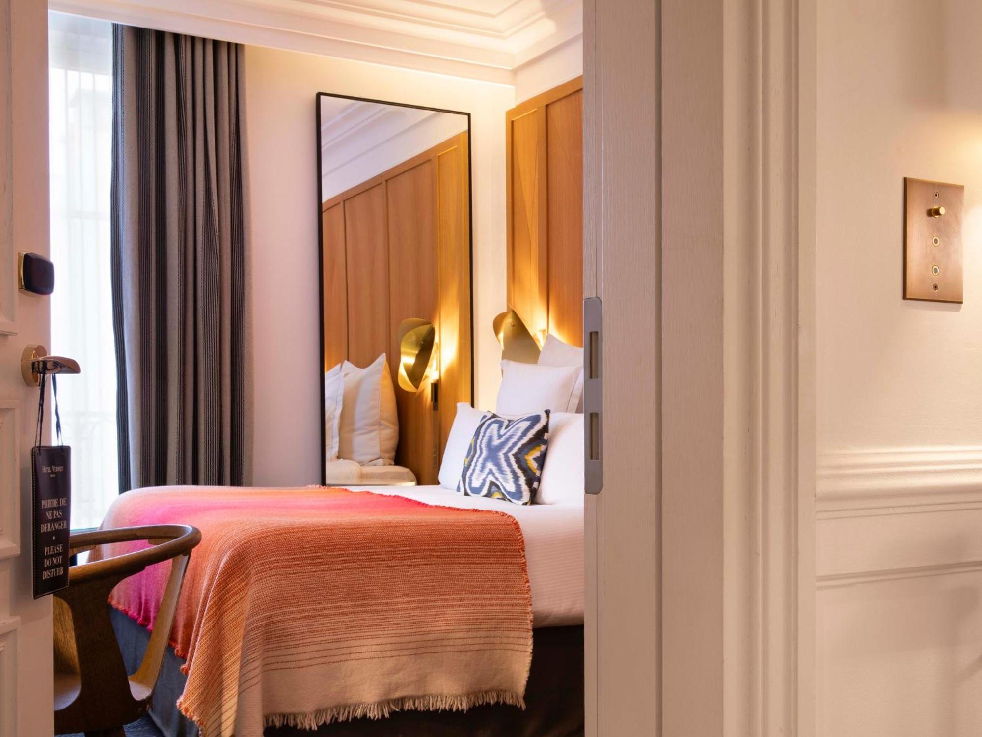 Vernet Champs Elysees Hotel Paris