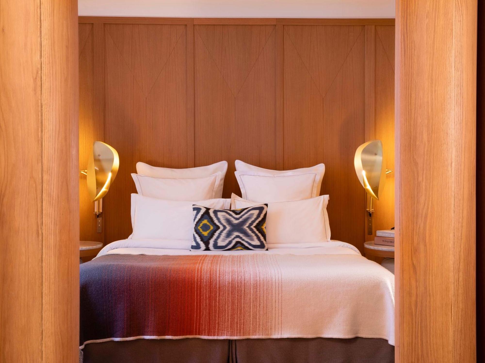 Vernet Champs Elysees 5* Paris