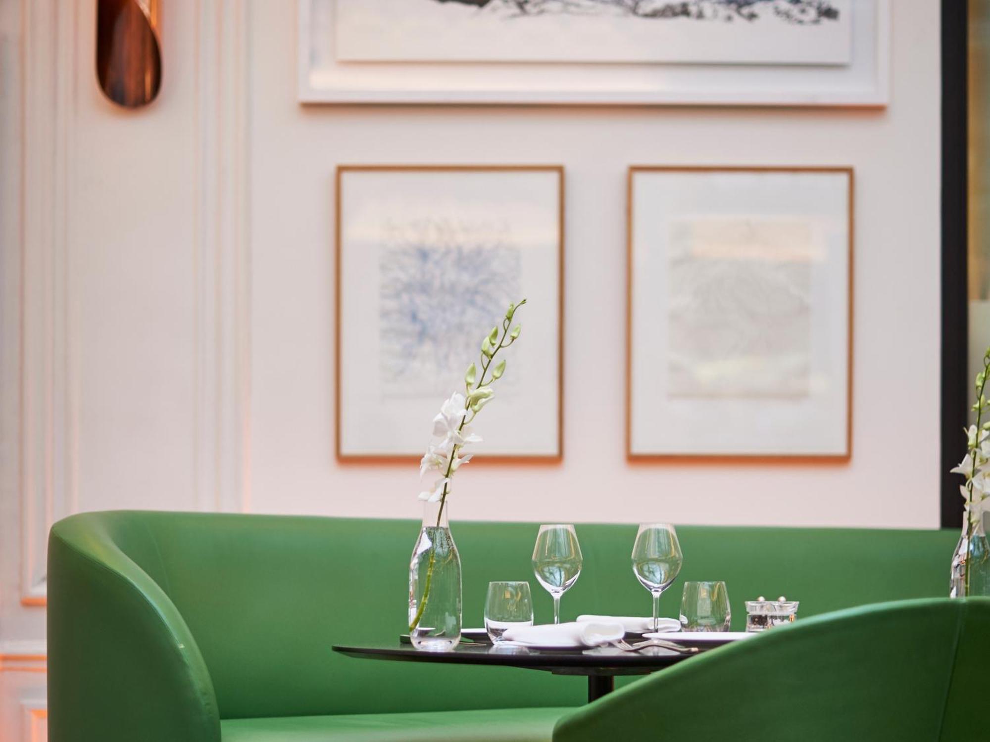 Vernet Champs Elysees Hotel